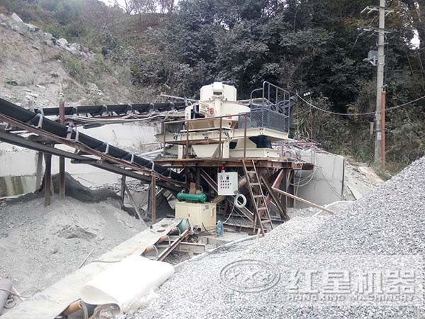 季總河卵石制砂生產線現場