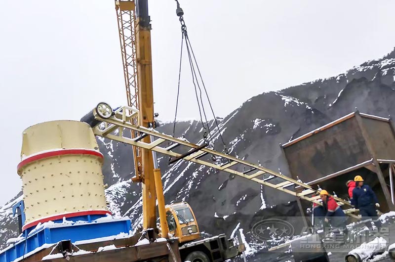 時產30噸小型復合制砂機現場